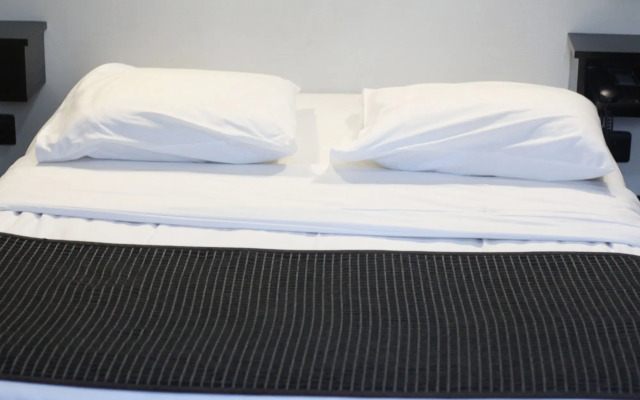 Hôtel de l'Exposition République