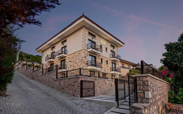 Atrium Taş Otel