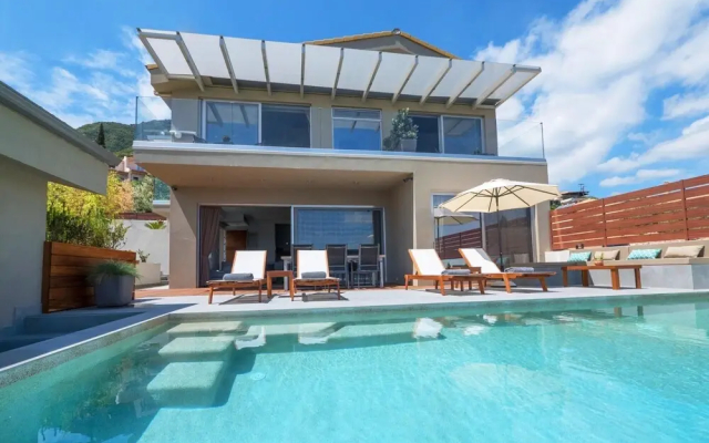 Villa Melia in Nikiana