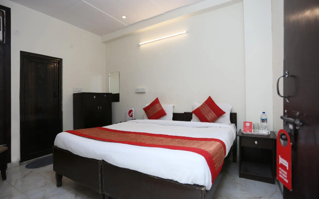 Hotel Royal India By OYO Rooms