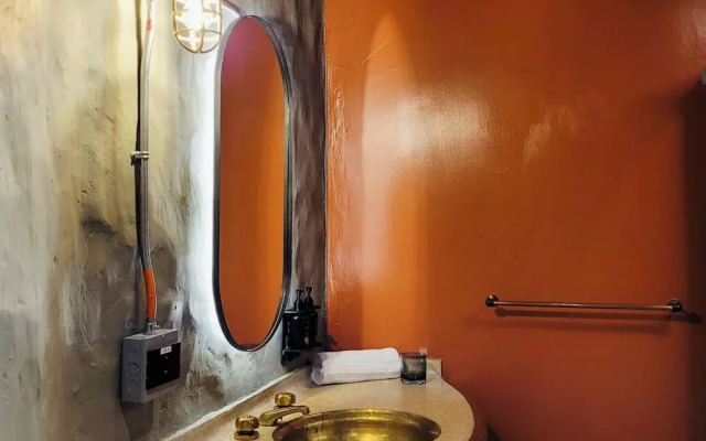Hotel Doblell Near Provenza by Wynwood House