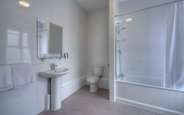 Kingstown Hotel by Greene King Inns