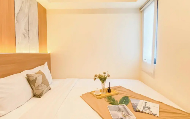 Best Living 2Br At Meikarta Apartment