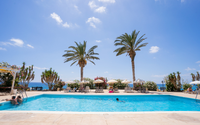 Vrachia Beach Hotel & Suites - Adults only
