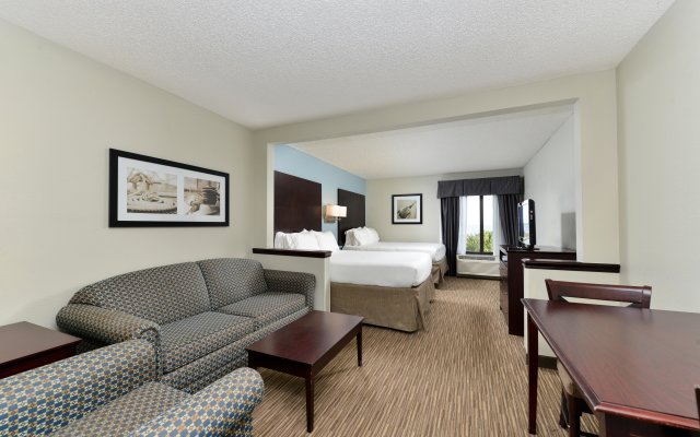 Holiday Inn Express Hotel & Suites Tampa-Rocky Point Island, an IHG Hotel