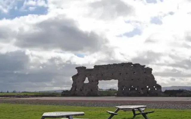 Halford Big Barn