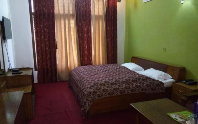 Vamoose Himsagar - Mall Almora