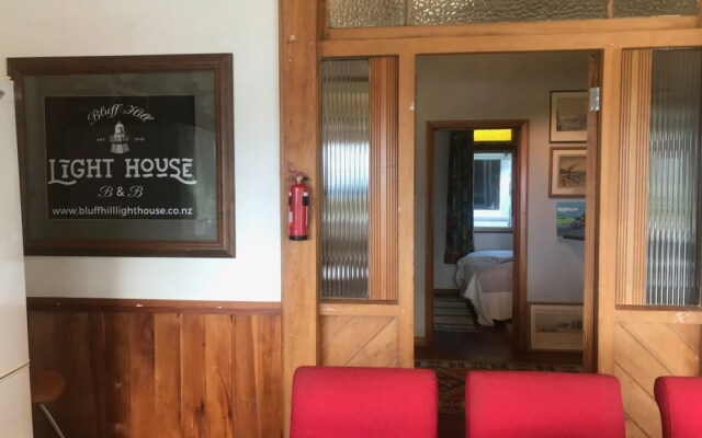 Bluff Hill Lighthouse B&B