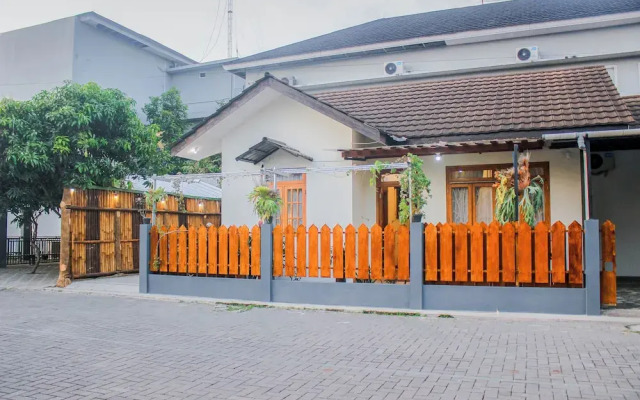 Villa D'Maguwo Suites