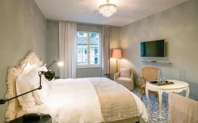 La Couronne Atelier Dependance