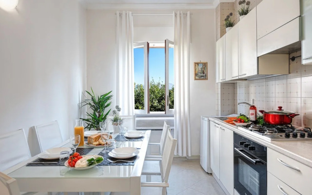 Sailing Home Sorrento