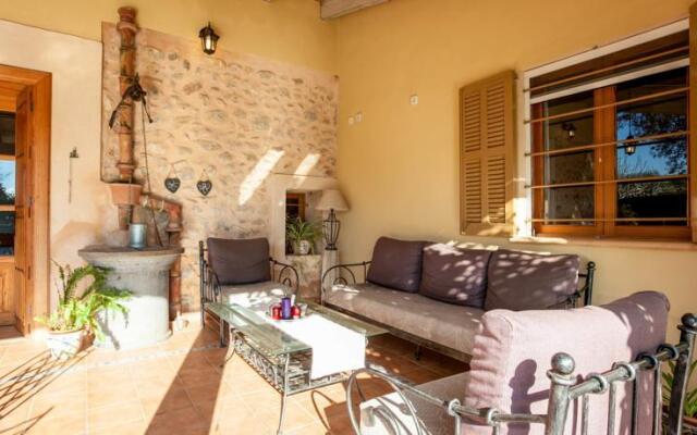 Finca en Buger con Piscina