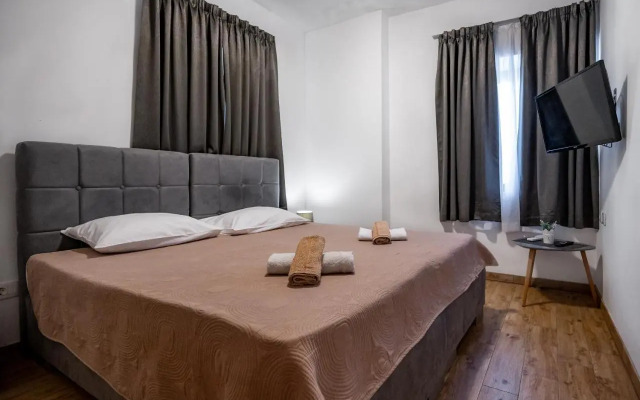 Sonia Rooms