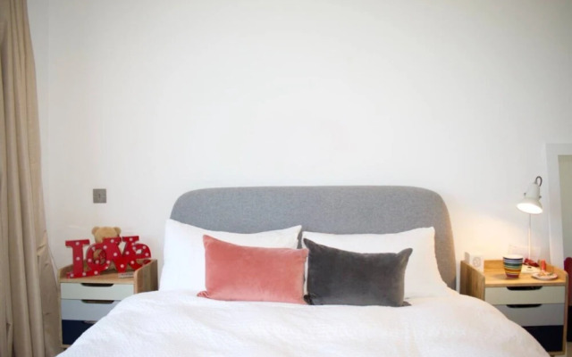 Quarter Mile Flat With Stunning Meadows View