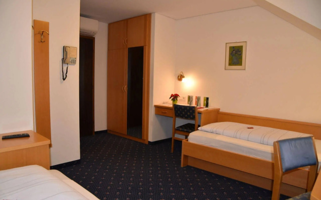 Angerburg Blumenhotel