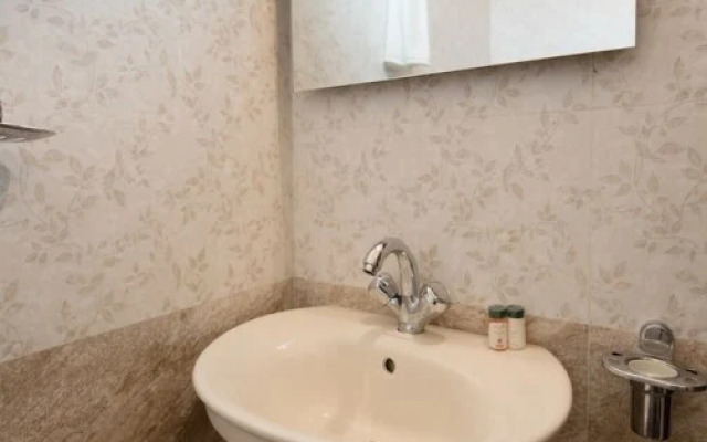 Krishna Residency By OYO Rooms