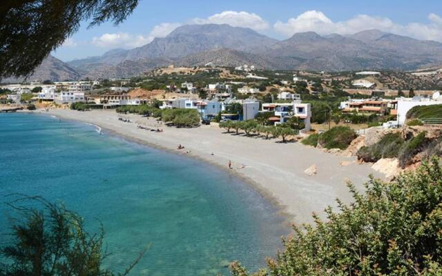 Nama LUXURY Villa 250m from the sea @Makry Gialos