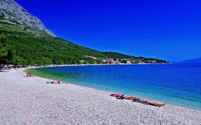 Holiday Apartment Beach House IVA App.1