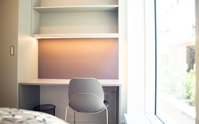 Destiny Student - The Point