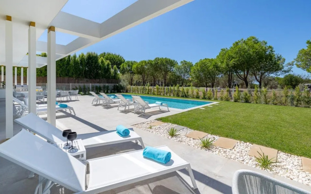 Victoria Green in Vilamoura