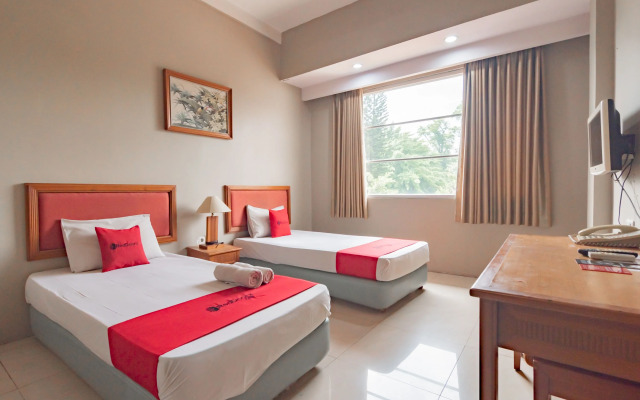 RedDoorz near Institut Teknologi Bandung 2