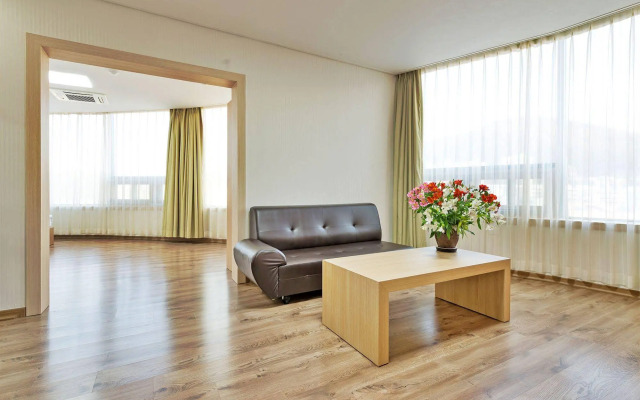 Elena Hotel