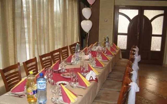 Hotel Virazh
