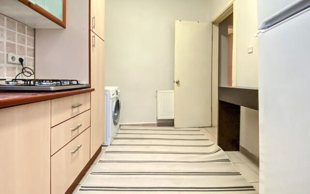 Sleek Flat Within Walking Distance to Pera Museum