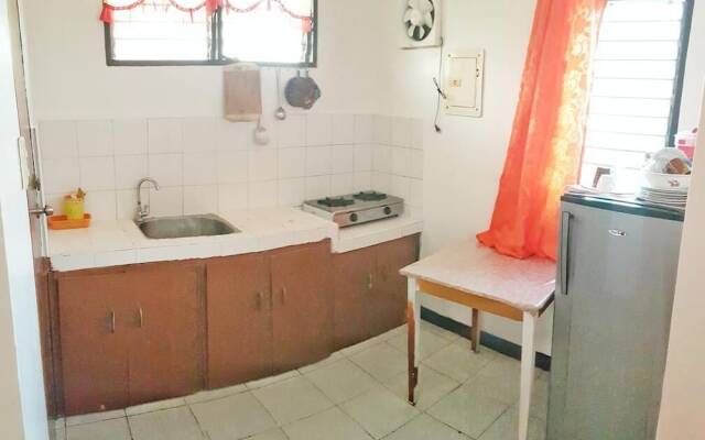 White Beach Guest House