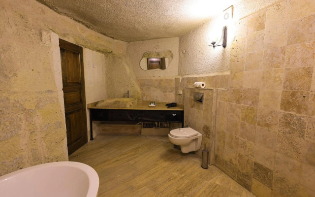 Ortahisar Cave Hotel