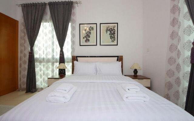 2 Bedroom Apartment in Mayfair Tower