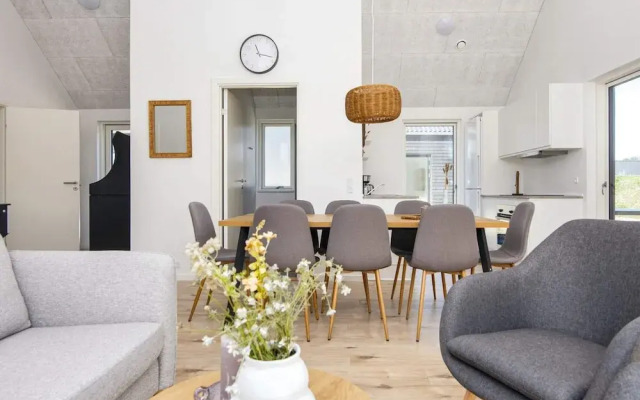 8 Person Holiday Home in Romo