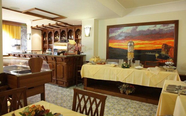 Hotel Mega Mare
