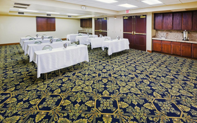 Radisson Hotel El Paso Airport