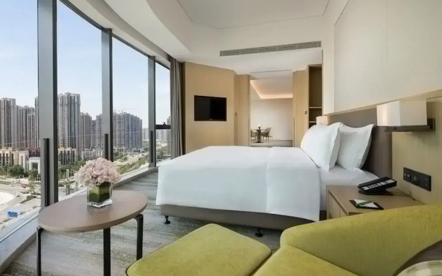 Holiday Inn Zhengzhou Riverside