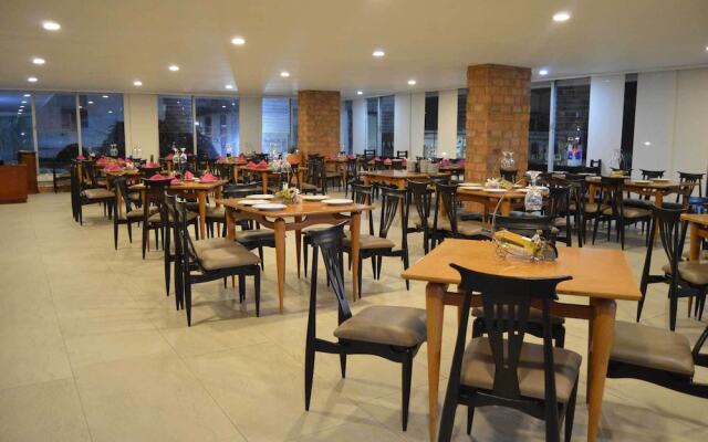 Cariongo Plaza Hotel