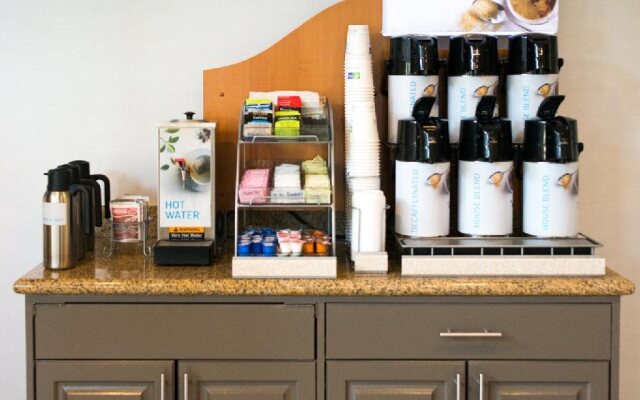 Holiday Inn Express Hotel & Suites Chanhassen by IHG