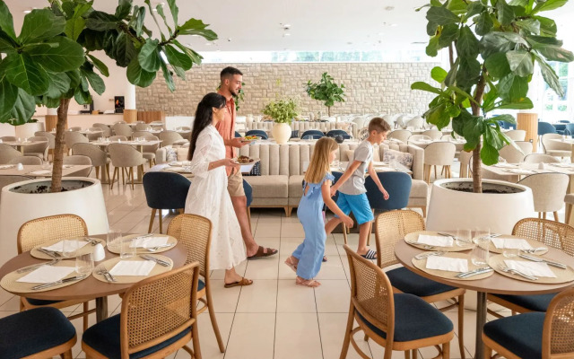 Bluesun Hotel Elaphusa