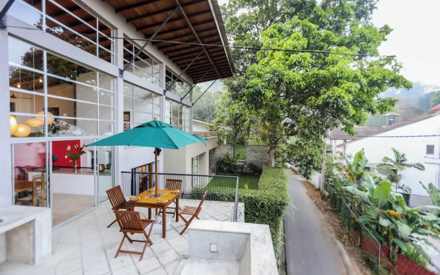 Margossa Residence Kandy