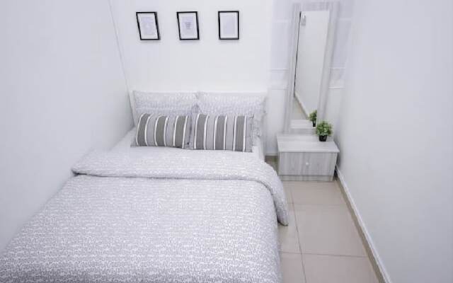 Dr. Shaz Summer House