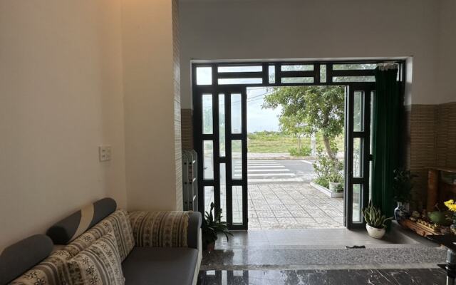 OYO 1185 Ha Thu Motel