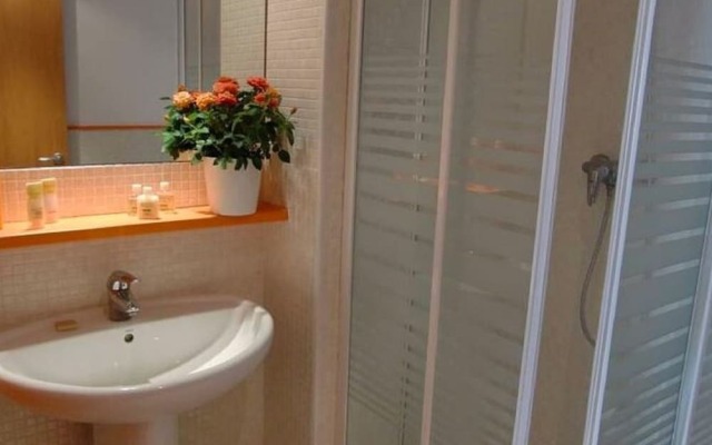 Tranquil Holiday Home in Platja D'aro with Hot Tub