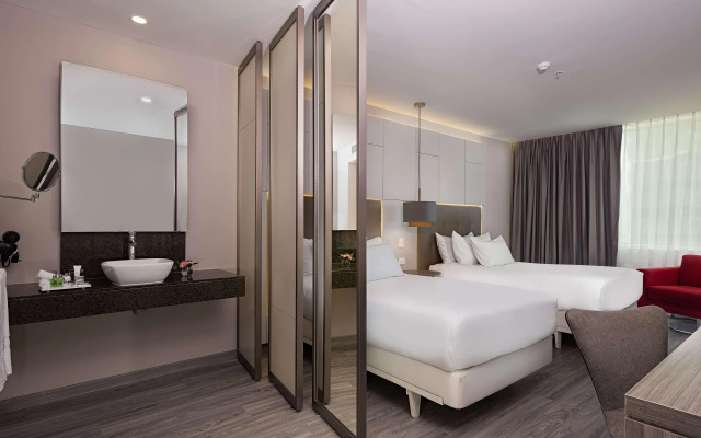 NH Collection Medellín Royal