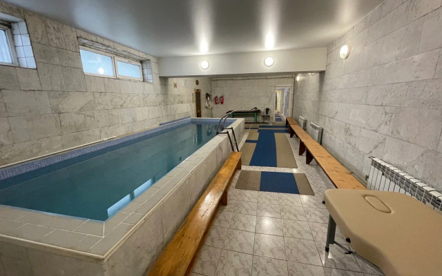 Крымский (Алушта)