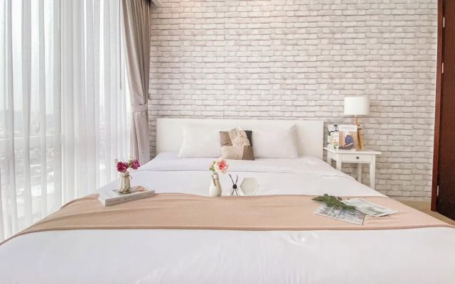 Best Deal and Elegant 2BR Apartment at Menteng Park