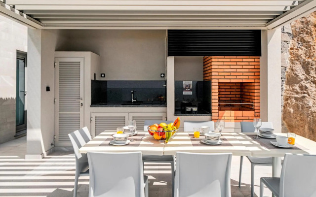 Grandview by OurMadeira