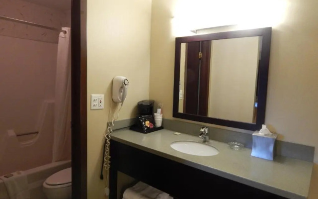 Super 8 White River Junction