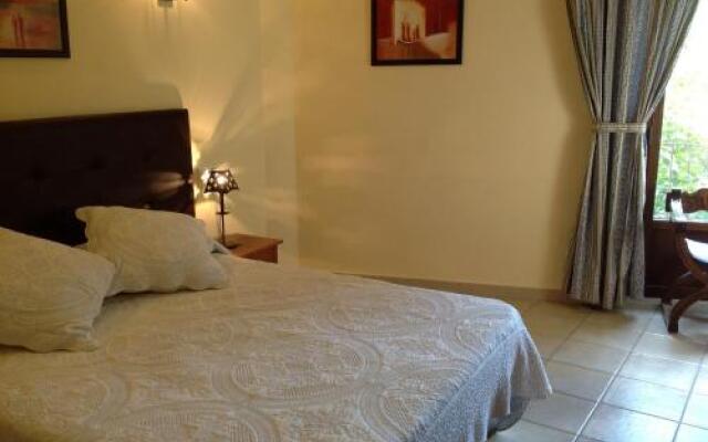 Hostal Cerezo 2 Meson