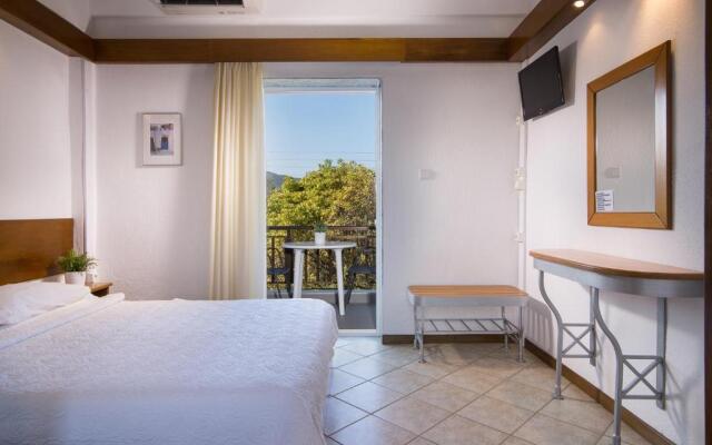 Linaraki Studios & Apartments