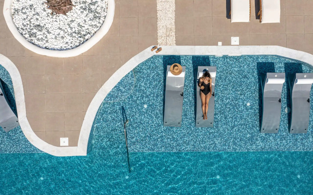 Naxos Finest Hotel & Villas